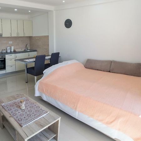 Apartmani Kankaras - Sea View Тиват Екстериор снимка