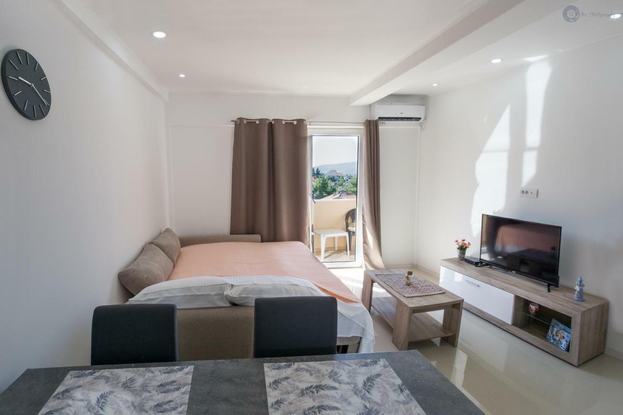 Apartmani Kankaras - Sea View Тиват Екстериор снимка